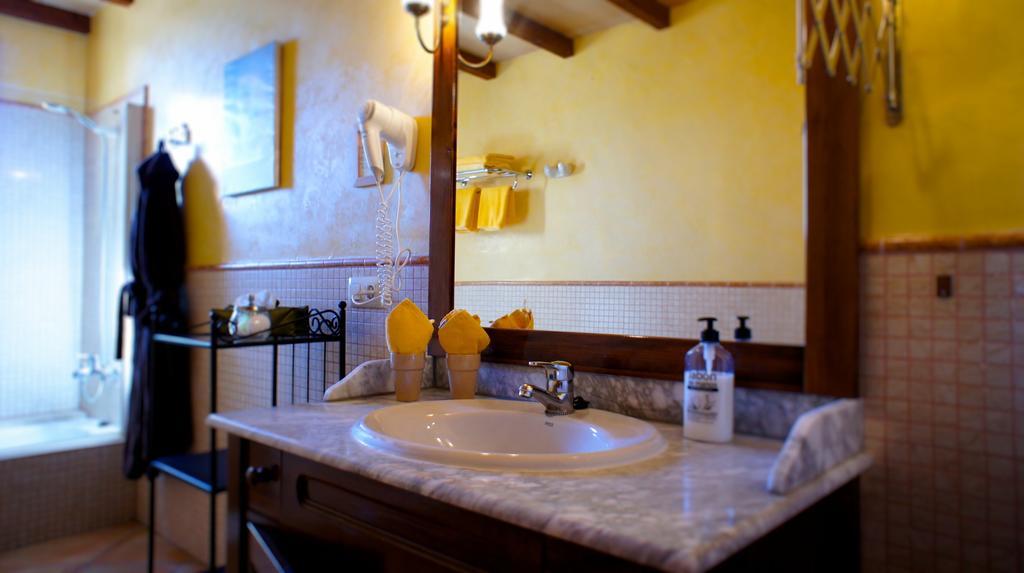 Finca Son Sampoli - Agroturismo Son Sampoli Apartment Llucmajor  Room photo